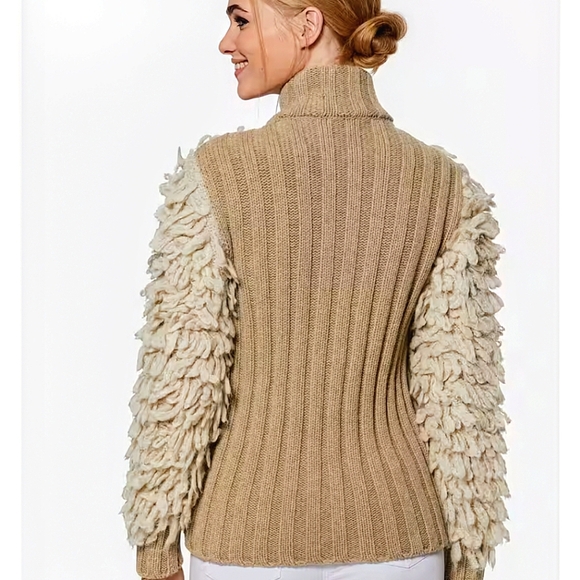 MADELEINE MODE COUTURE PUFF SLEEVE CHIC TEDDY LOOK CHUNKY 2 TONE TAN CARDIGAN - Picture 2 of 16